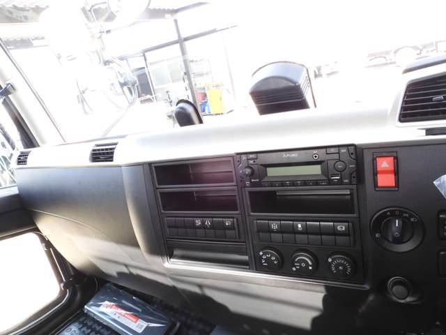 Mitsubishi Fuso Fighter 12