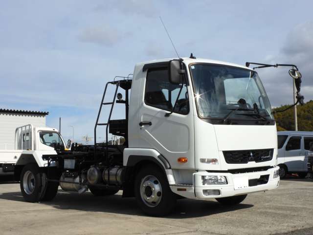 Mitsubishi Fuso Fighter 2