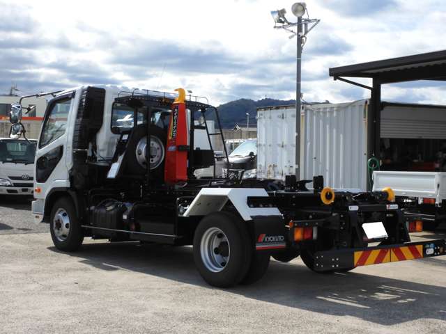 Mitsubishi Fuso Fighter 7