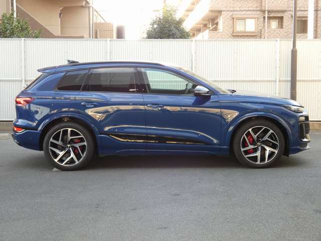 Audi Q6 e-tron 11