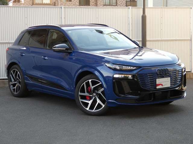 Audi Q6 e-tron 12