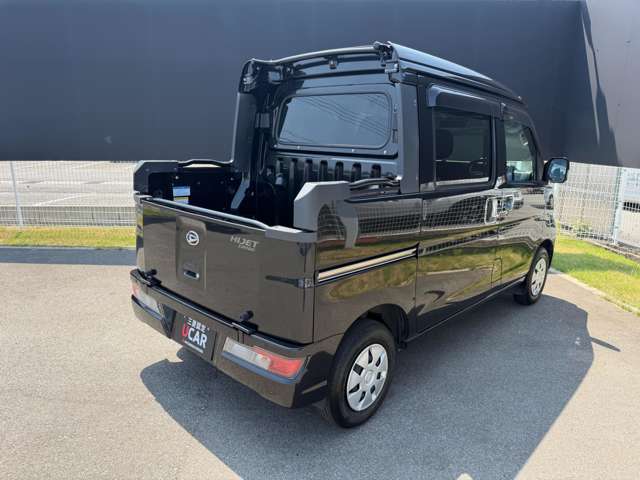 Daihatsu Hijet Deck Van 6