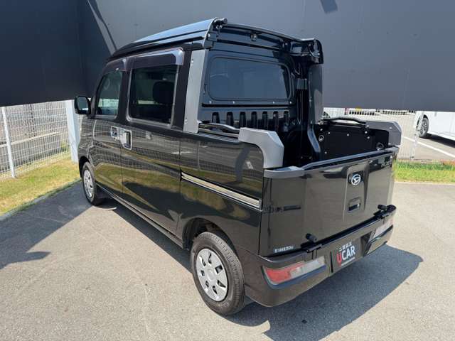 Daihatsu Hijet Deck Van 7