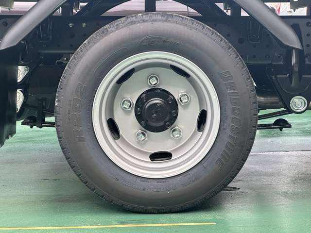 Mitsubishi Fuso Canter 12