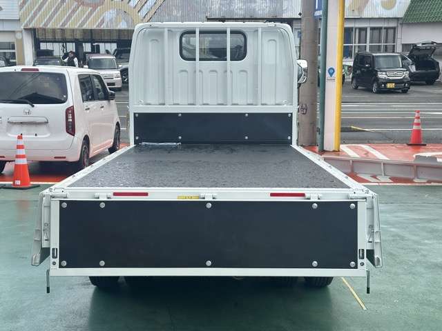 Mitsubishi Fuso Canter 10