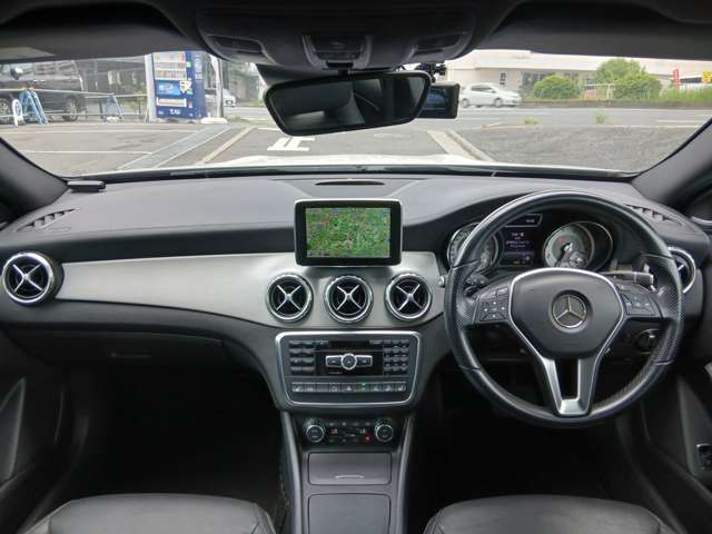 Mercedes-Benz GLA-Class 3