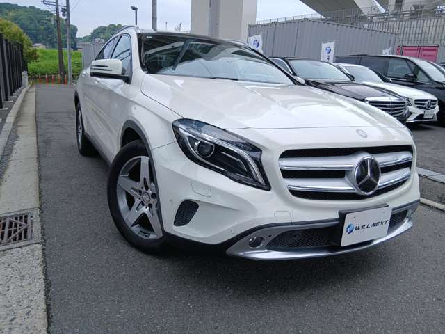 Mercedes-Benz GLA-Class 6