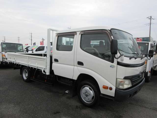 Hino Dutro 9