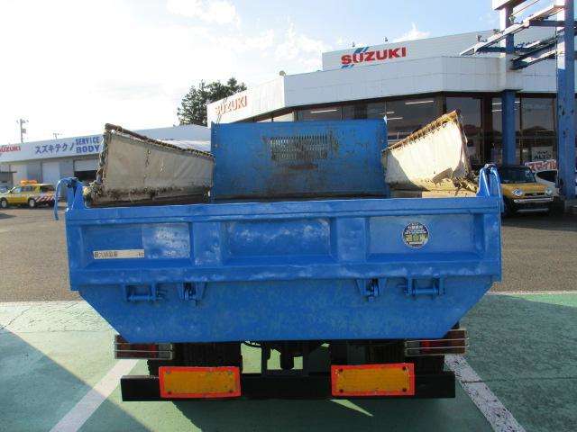 Isuzu Elf 12