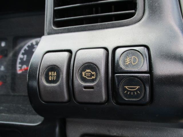 Isuzu Elf 2