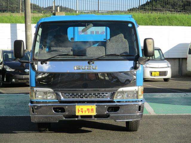 Isuzu Elf 8
