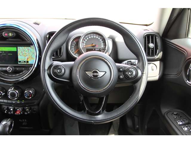 MINI Crossover 6
