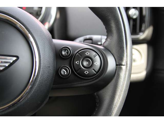 MINI Crossover 8
