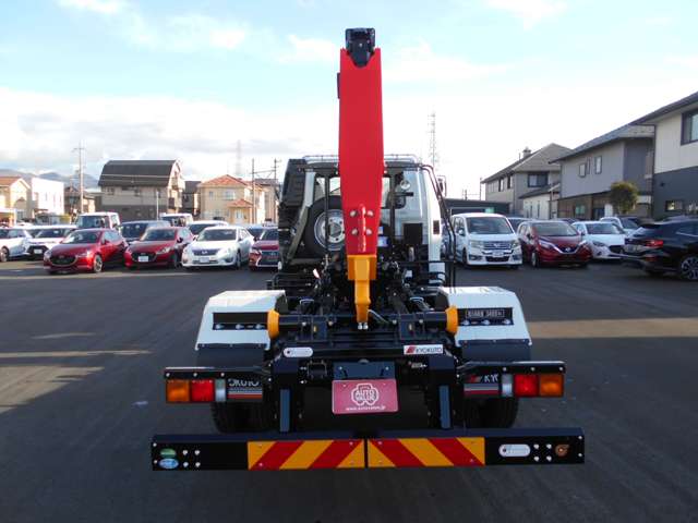 Mitsubishi Fuso Fighter 8