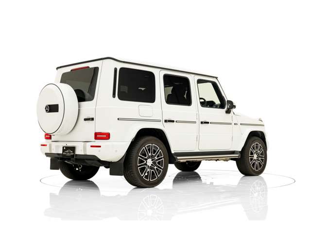 Mercedes-Benz G-Class 9