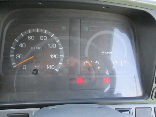 Mitsubishi Fuso Canter 3