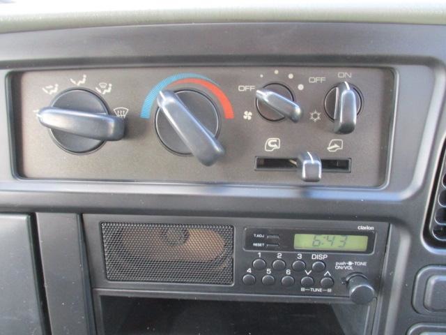 Mitsubishi Fuso Canter 4