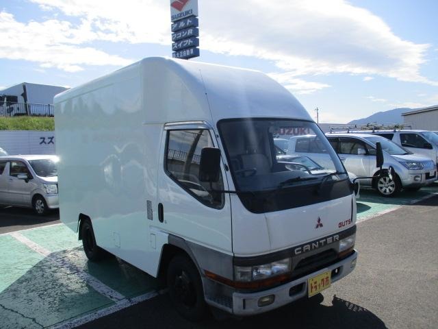 Mitsubishi Fuso Canter 9