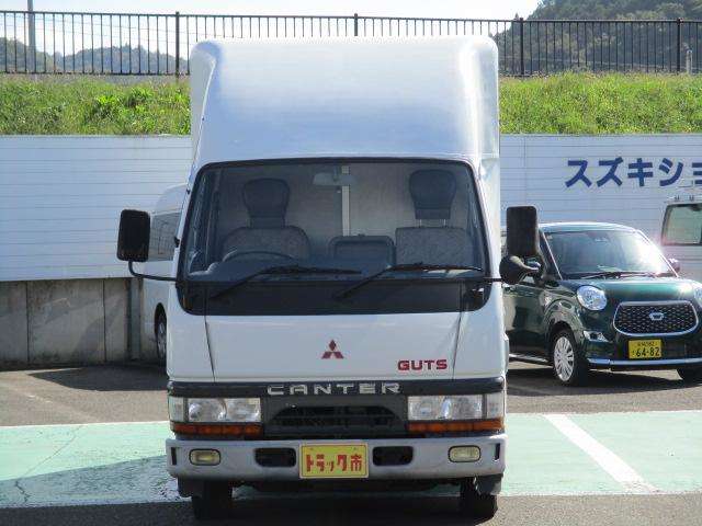 Mitsubishi Fuso Canter 10