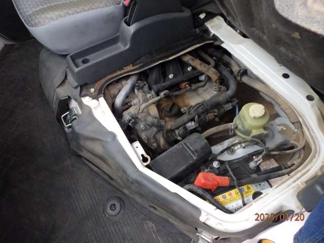 Daihatsu Hijet Cargo 3