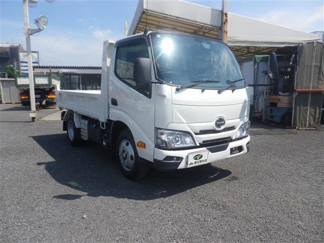 Hino Dutro 3