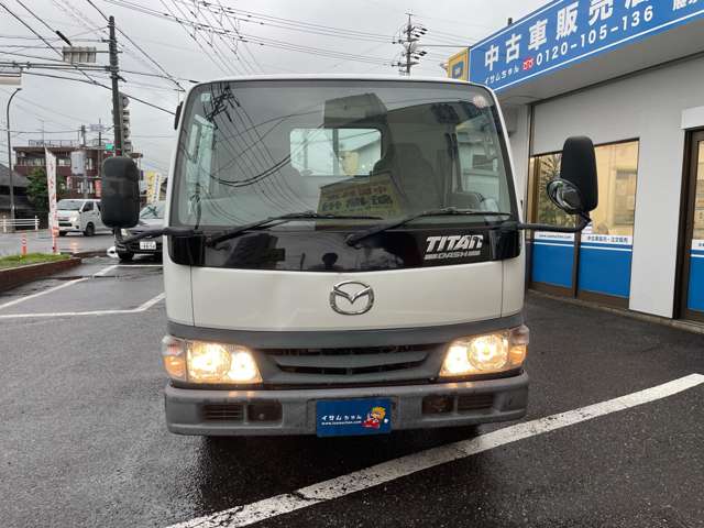 Mazda Titan Dash 2