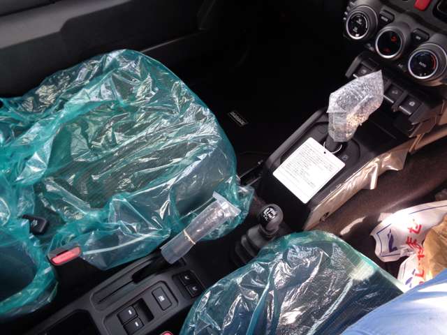 Suzuki Jimny Nomade 11
