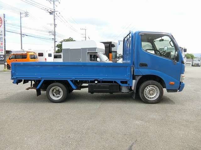 Toyota Toyoace 12