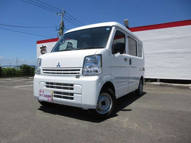 Mitsubishi Minicab Van 6