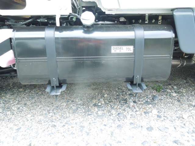 Mitsubishi Fuso Canter 5