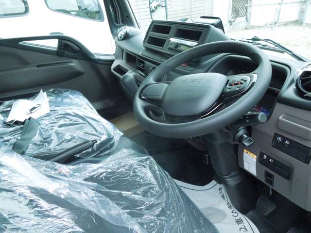 Mitsubishi Fuso Canter 10
