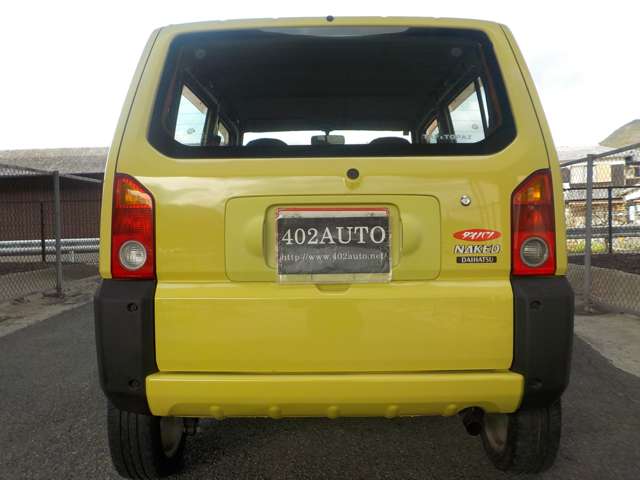 Daihatsu ネイキッド 3