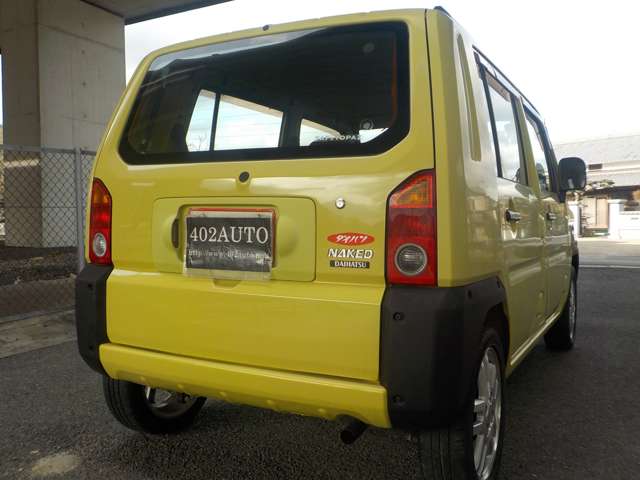 Daihatsu ネイキッド 6