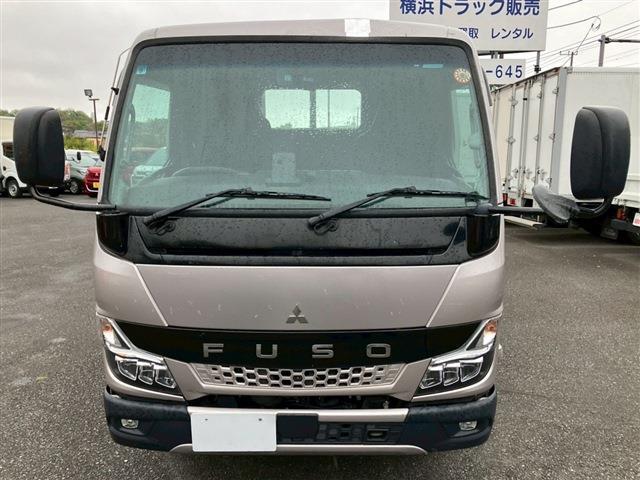 Mitsubishi Fuso Canter 2
