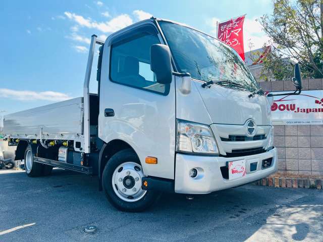 Hino Dutro 2