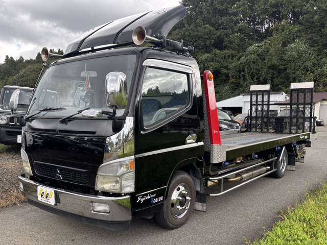 Mitsubishi Fuso Canter 2