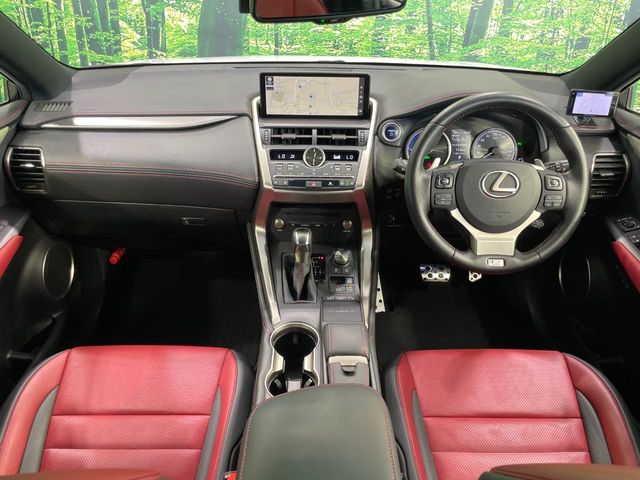 Lexus NX 2