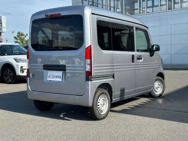 Honda N-VAN 8