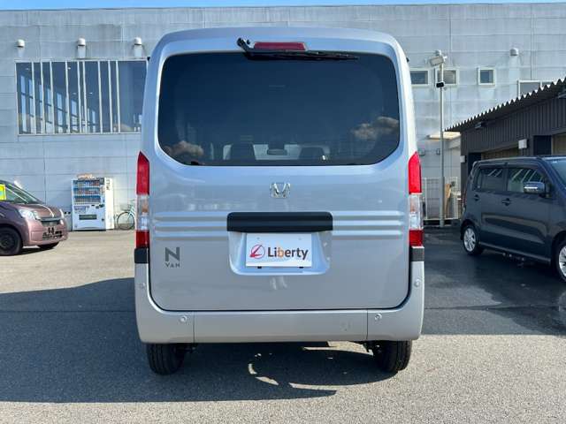 Honda N-VAN 9