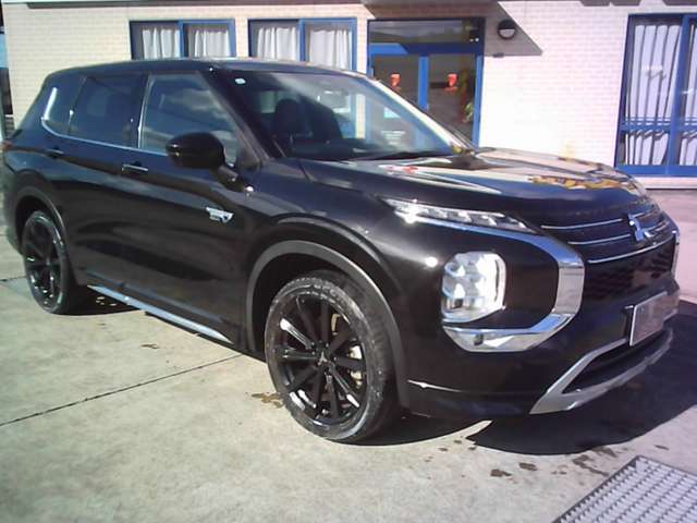 Mitsubishi Outlander 6
