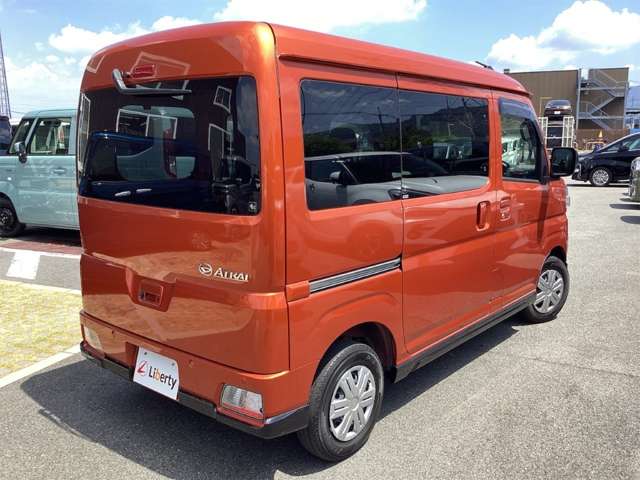 Daihatsu Atrai 11