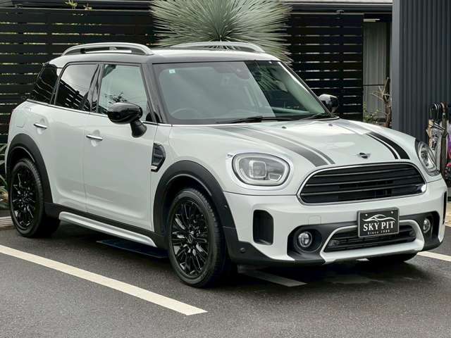 MINI Crossover 11