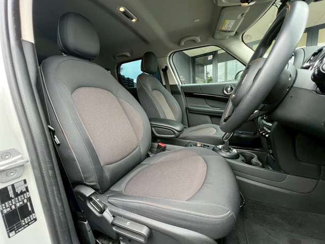 MINI Crossover 2