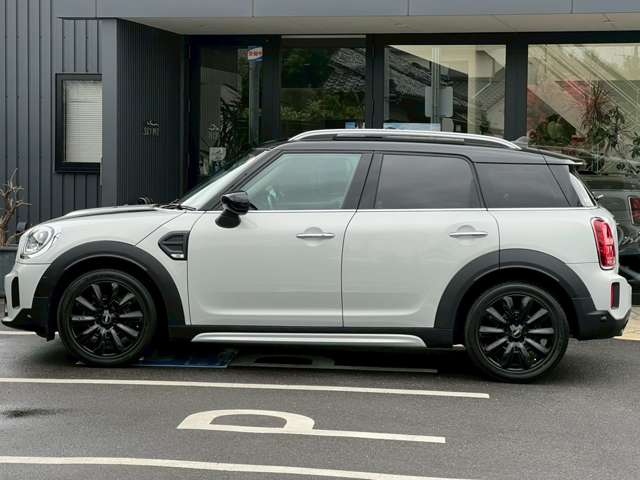 MINI Crossover 8