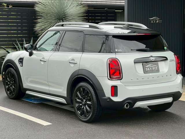 MINI Crossover 10