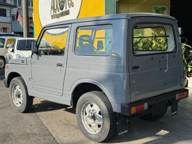 Suzuki Jimny 11