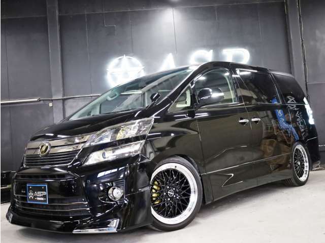Toyota Vellfire 3
