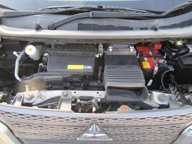Mitsubishi eK X 10