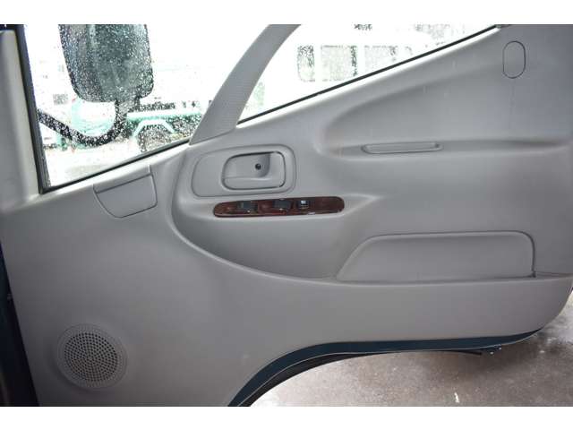 Toyota Camroad 8