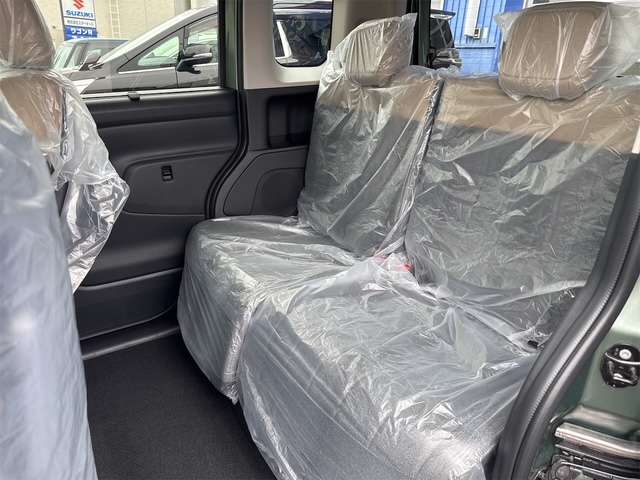 Mitsubishi Delica Mini 12